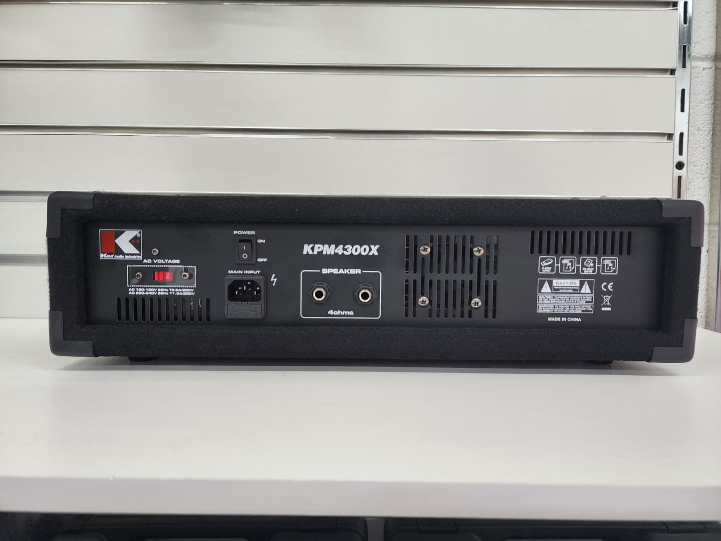 AMPLIFICADOR KOHLT 4 CANALES KPM 4300X