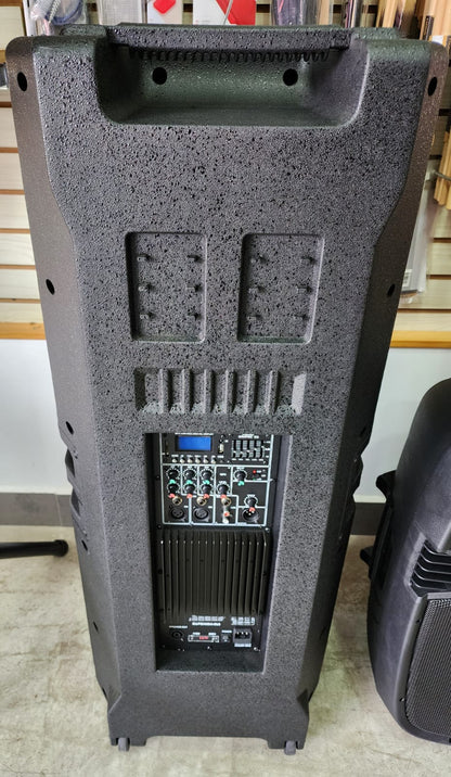 BOCINA AMPLIFICADA 2X15" SUPERIOR-900A