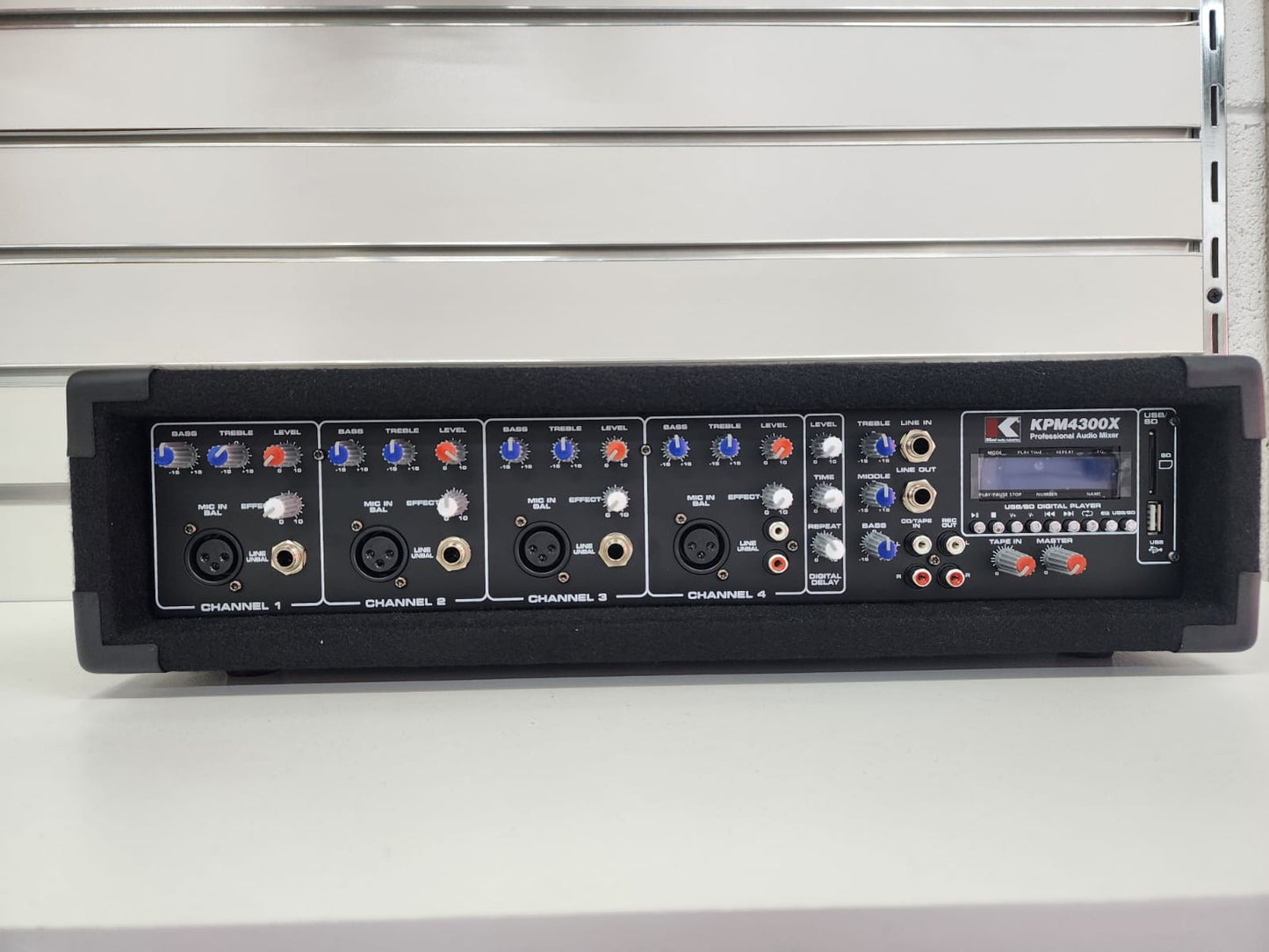 AMPLIFICADOR KOHLT 4 CANALES KPM 4300X
