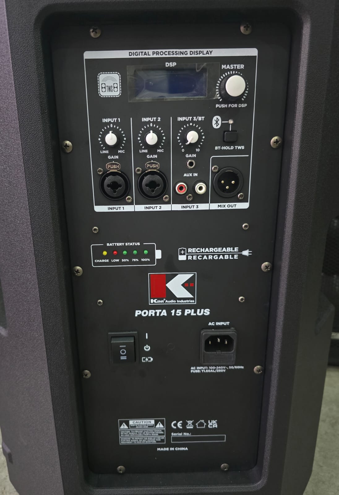 BOCINA AMPLIFICADA RECARGABLE KOHLT PORTA 15 PLUS